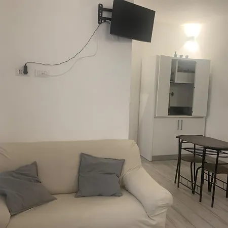 Studio Apartment דירה
