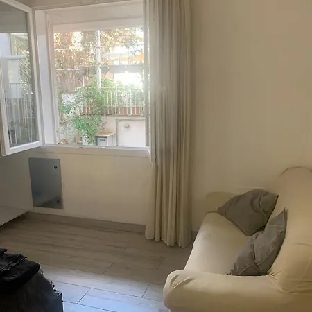 דירה Studio Apartment