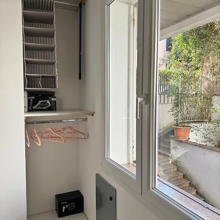 דירה Studio Apartment *