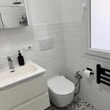 Studio Apartment דירה *